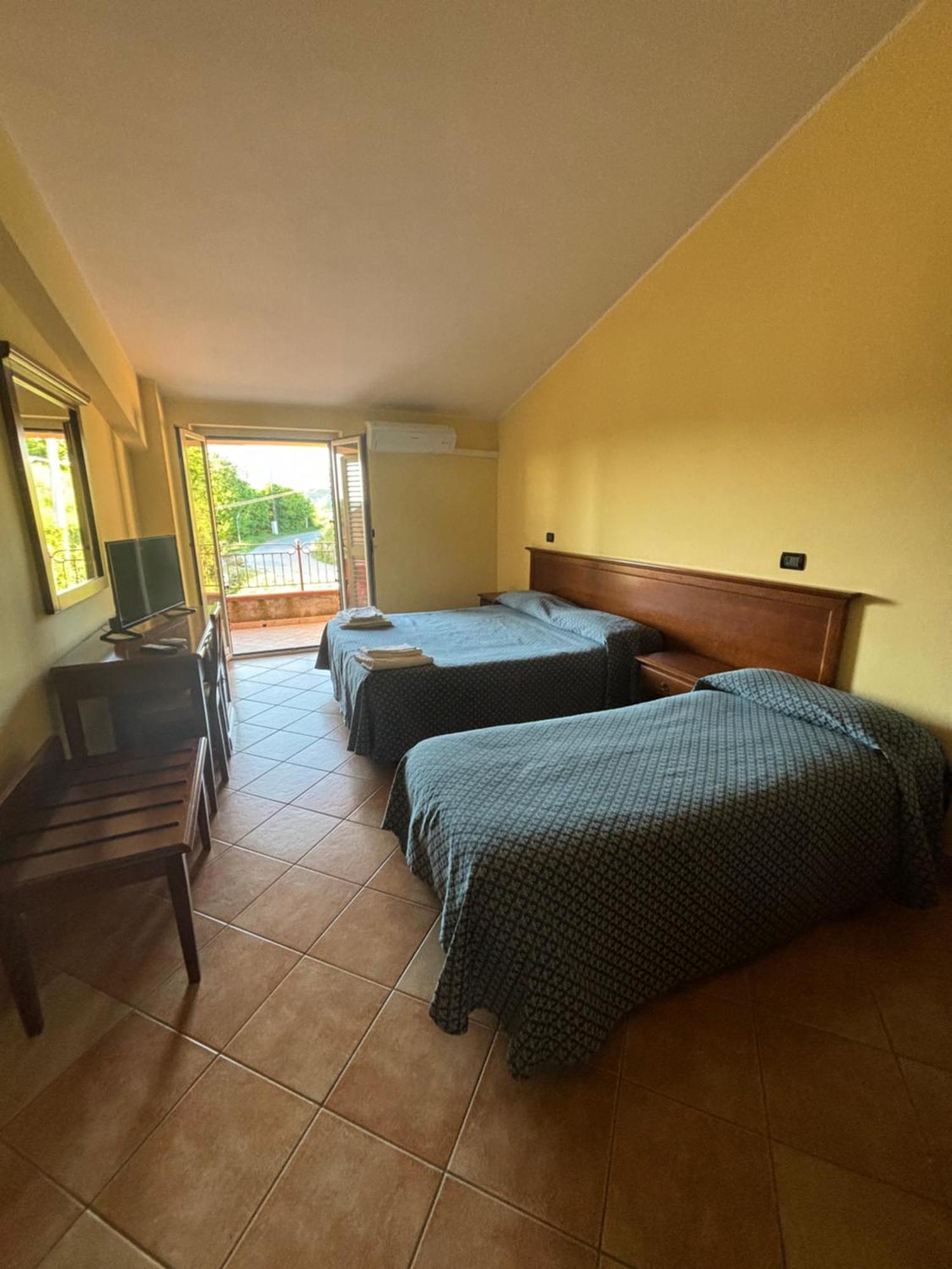 La Nuova Locanda Orsomarso Exterior foto